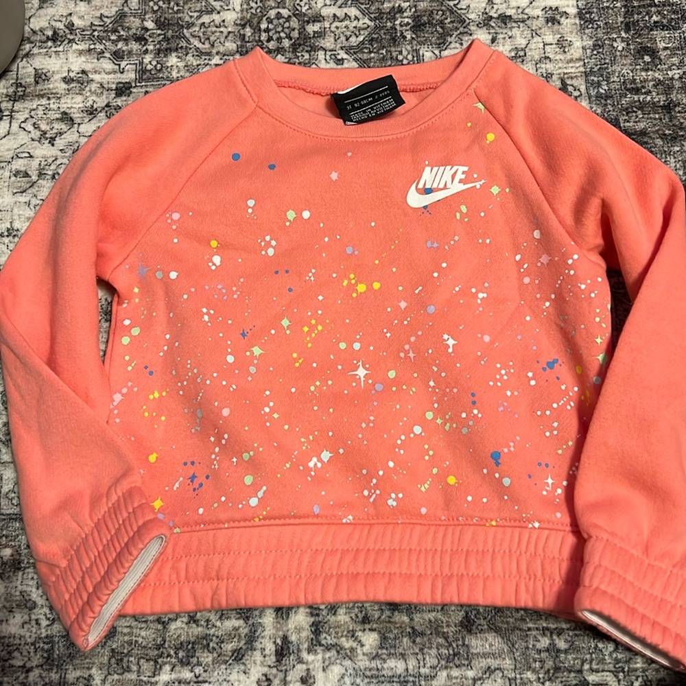 Nike. Pink crewneck. 3T